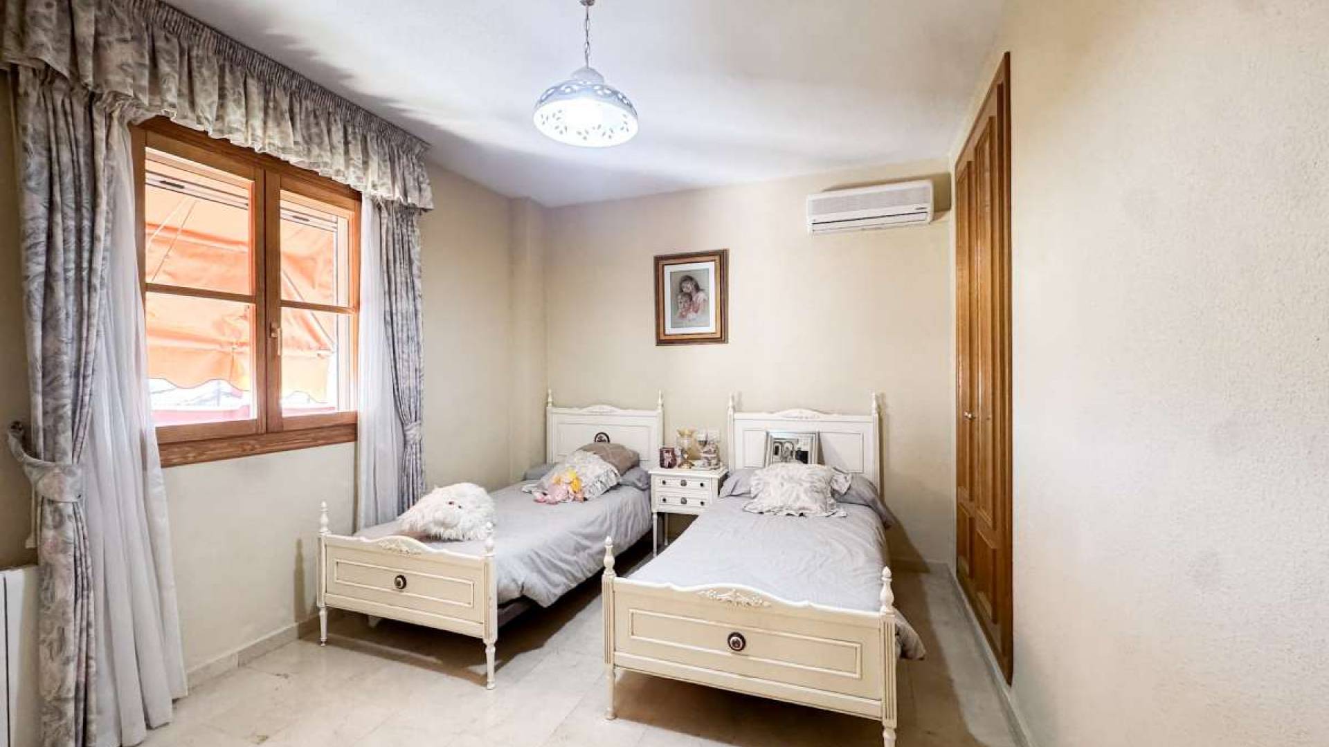 Segunda Mano - Villa independiente - Muchamiel - Mutxamel