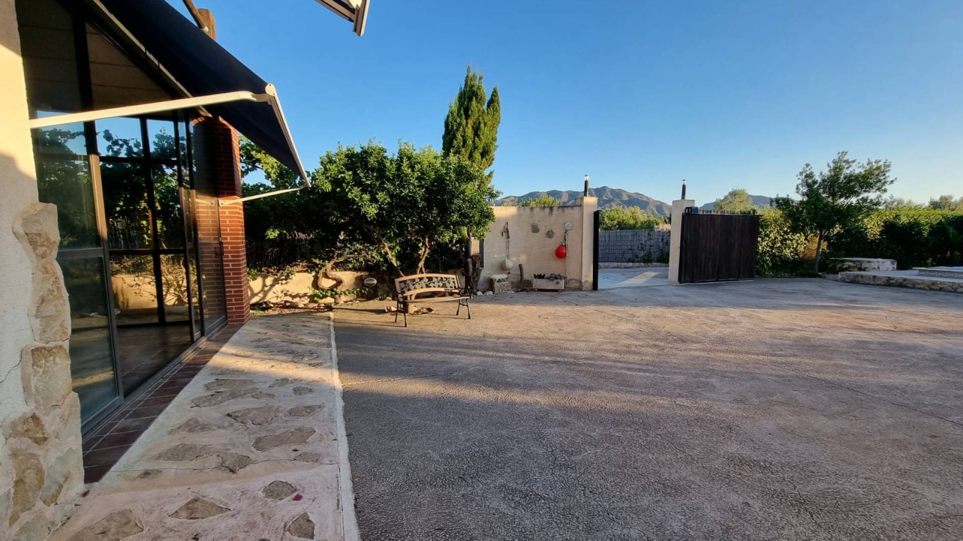 Segunda Mano - Villa independiente - Orihuela - Benferri