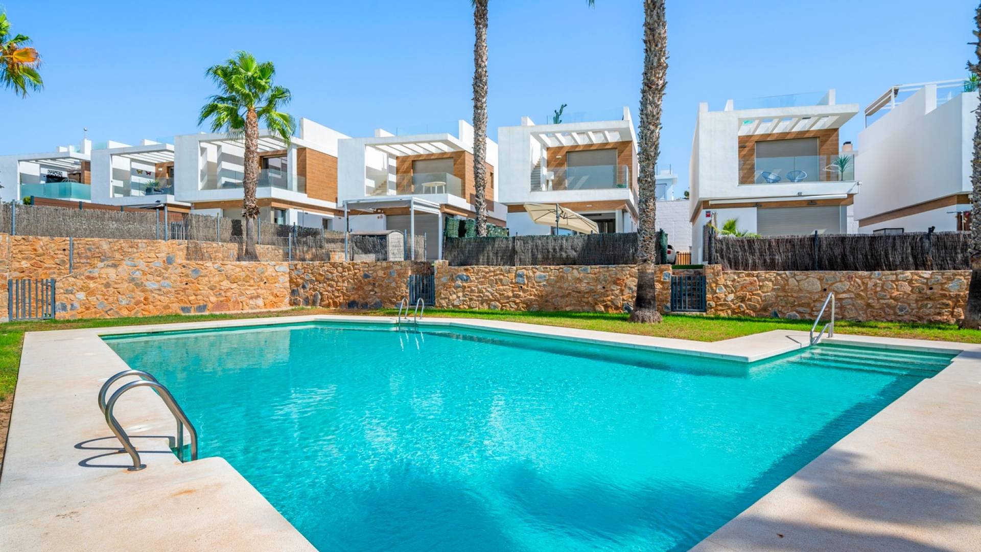 Segunda Mano - Villa independiente - Orihuela Costa - Villamartín