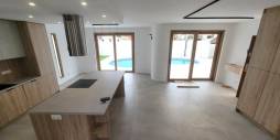 Segunda Mano - Villa independiente - Orihuela Costa