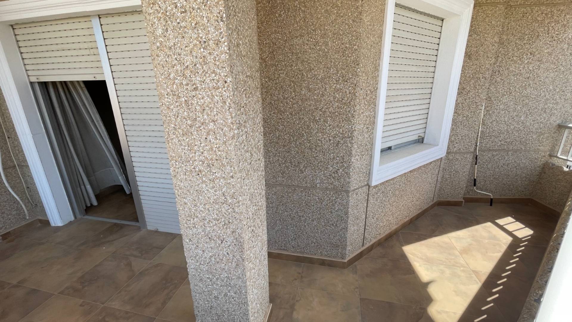 Segunda Mano - Villa independiente - San Miguel de Salinas - pueblo