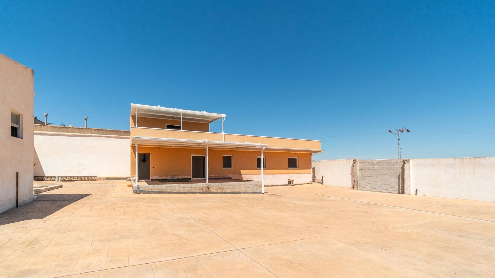 Segunda Mano - Villa independiente - San Miguel de Salinas - Torremendo