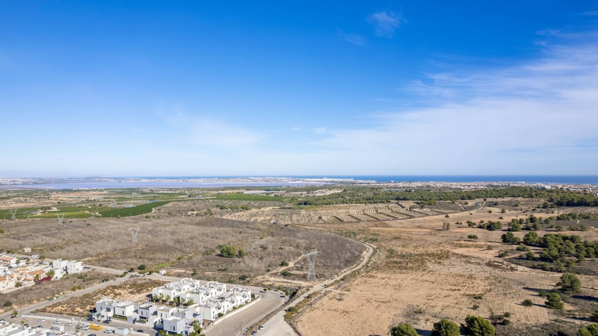 Segunda Mano - Villa independiente - San Miguel de Salinas
