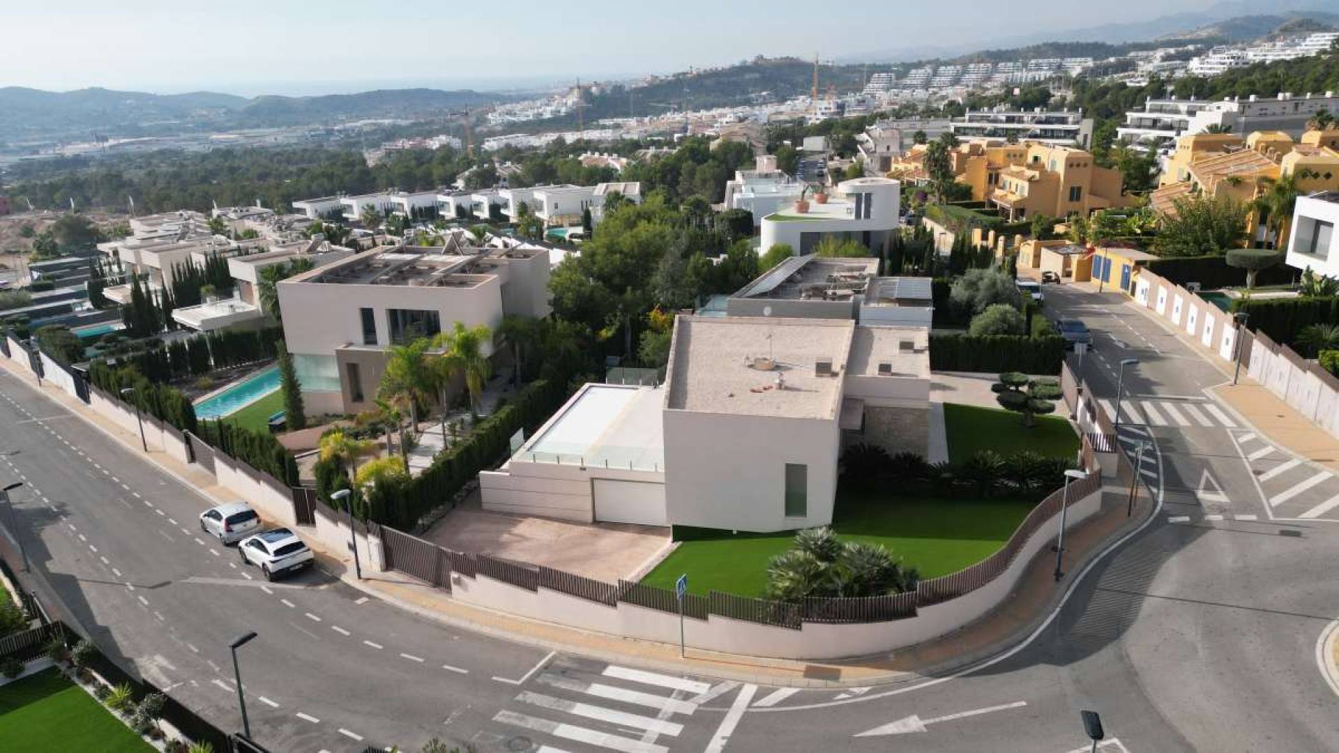 Segunda Mano - Villa independiente - Sierra Cortina