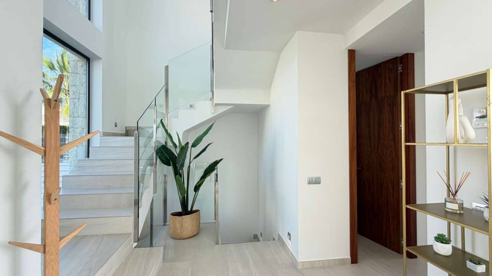 Segunda Mano - Villa independiente - Sierra Cortina