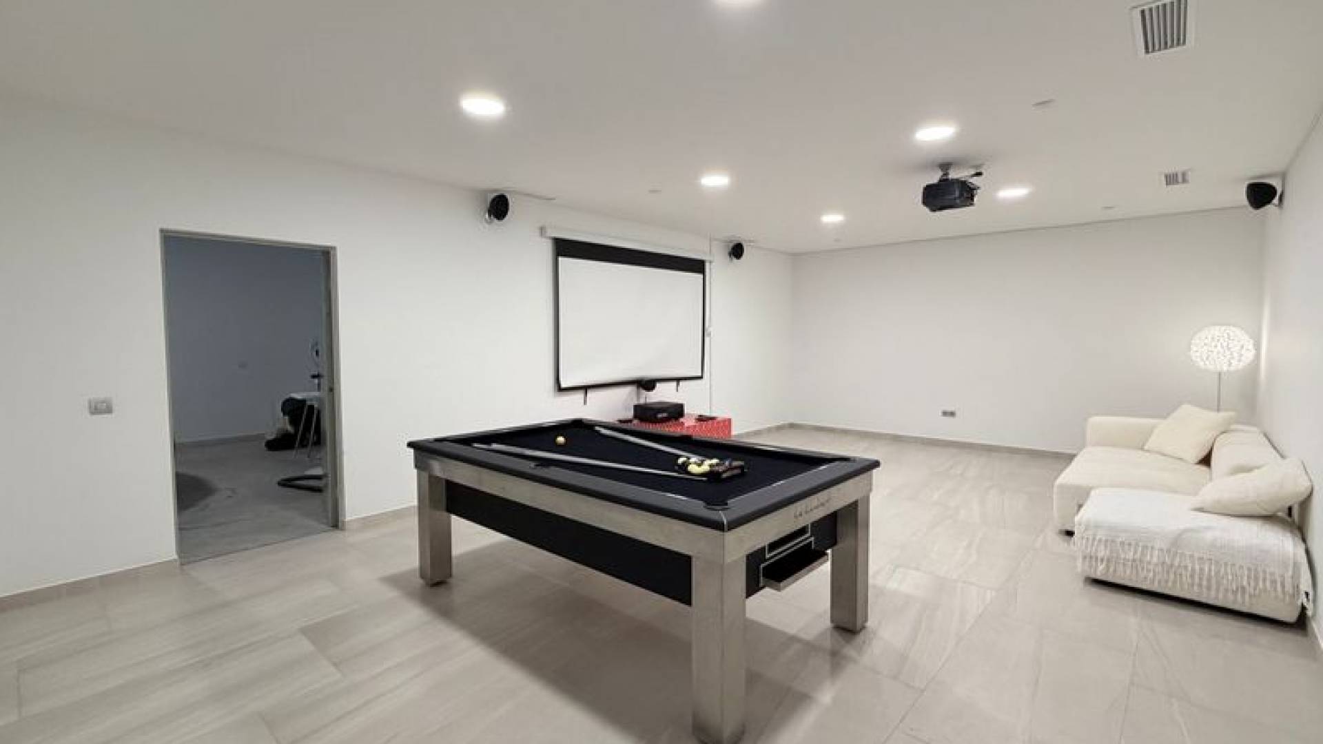 Segunda Mano - Villa independiente - Sierra Cortina