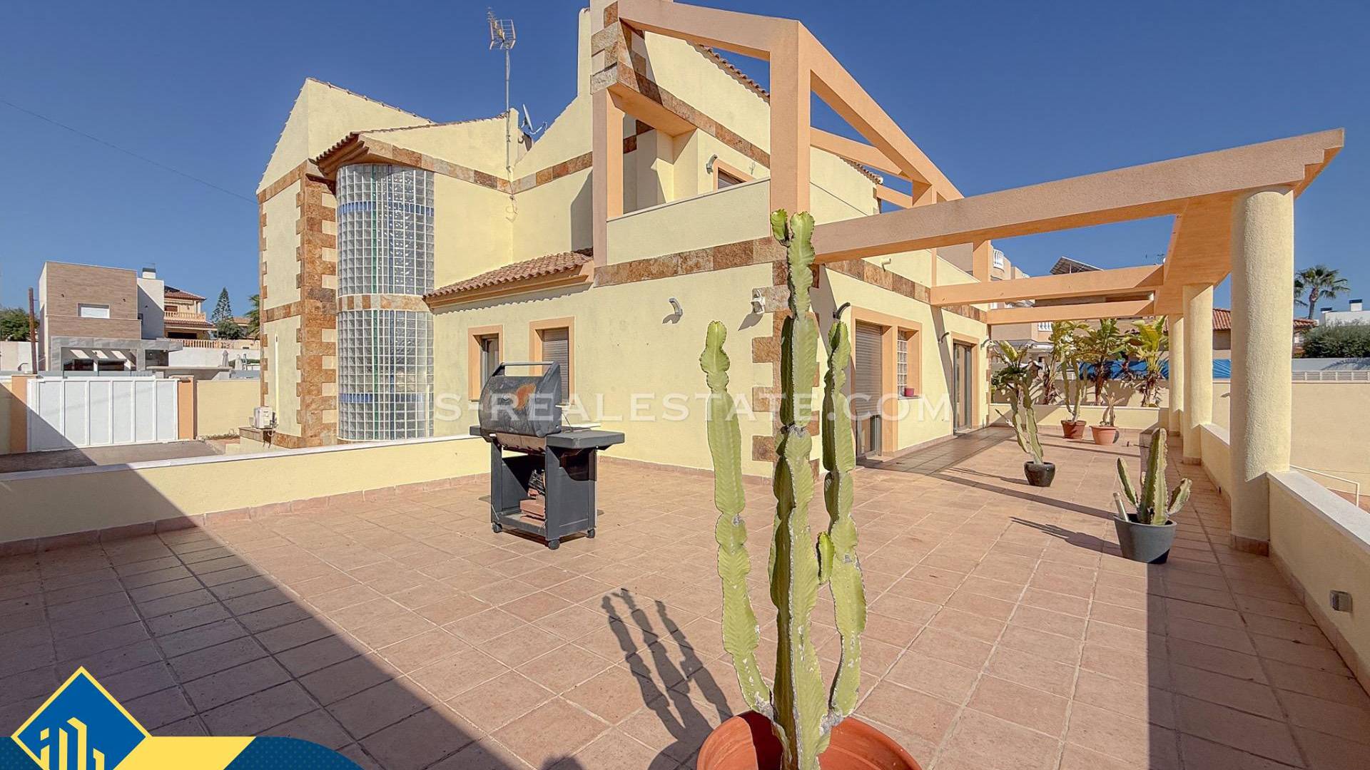 Segunda Mano - Villa independiente - Torrevieja - Aguas nuevas 2