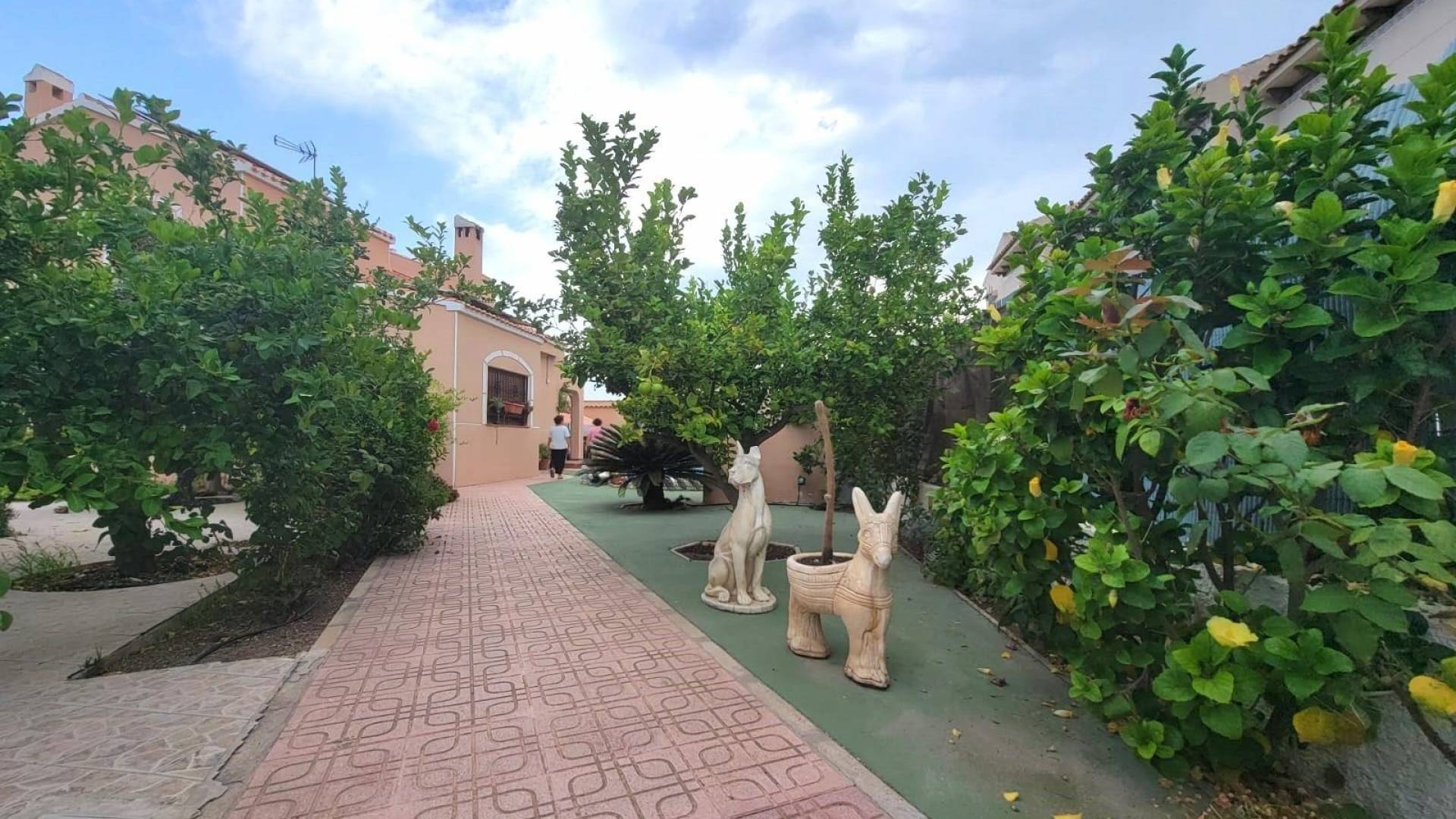 Segunda Mano - Villa independiente - Torrevieja - Aguas Nuevas