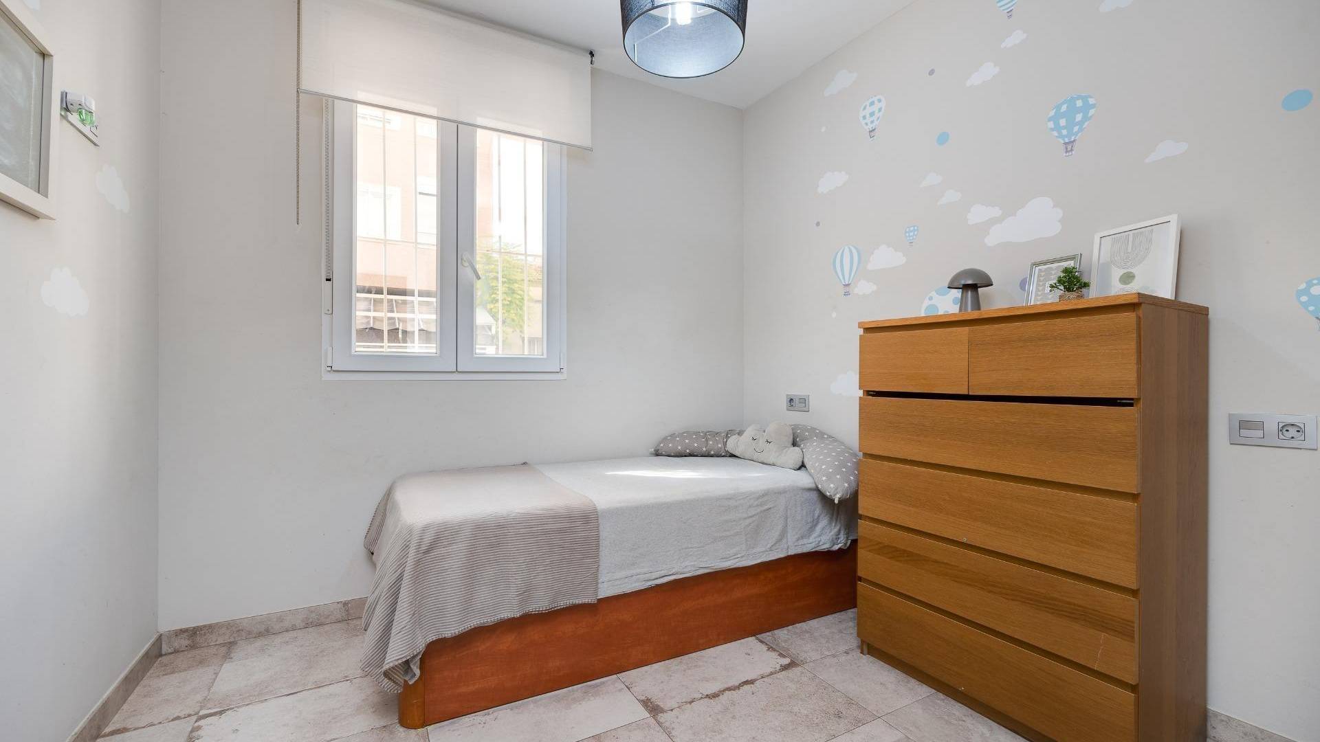 Segunda Mano - Villa independiente - Torrevieja - Centro