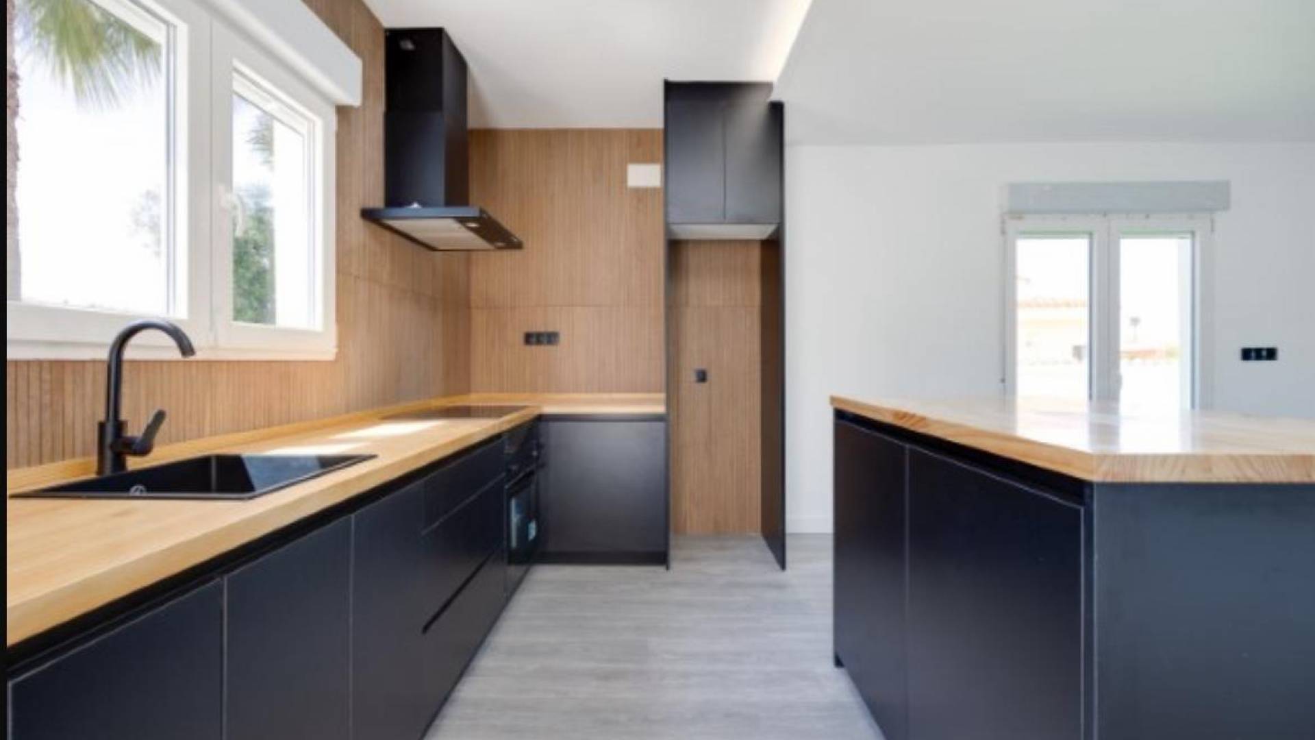 Segunda Mano - Villa independiente - Torrevieja - La siesta