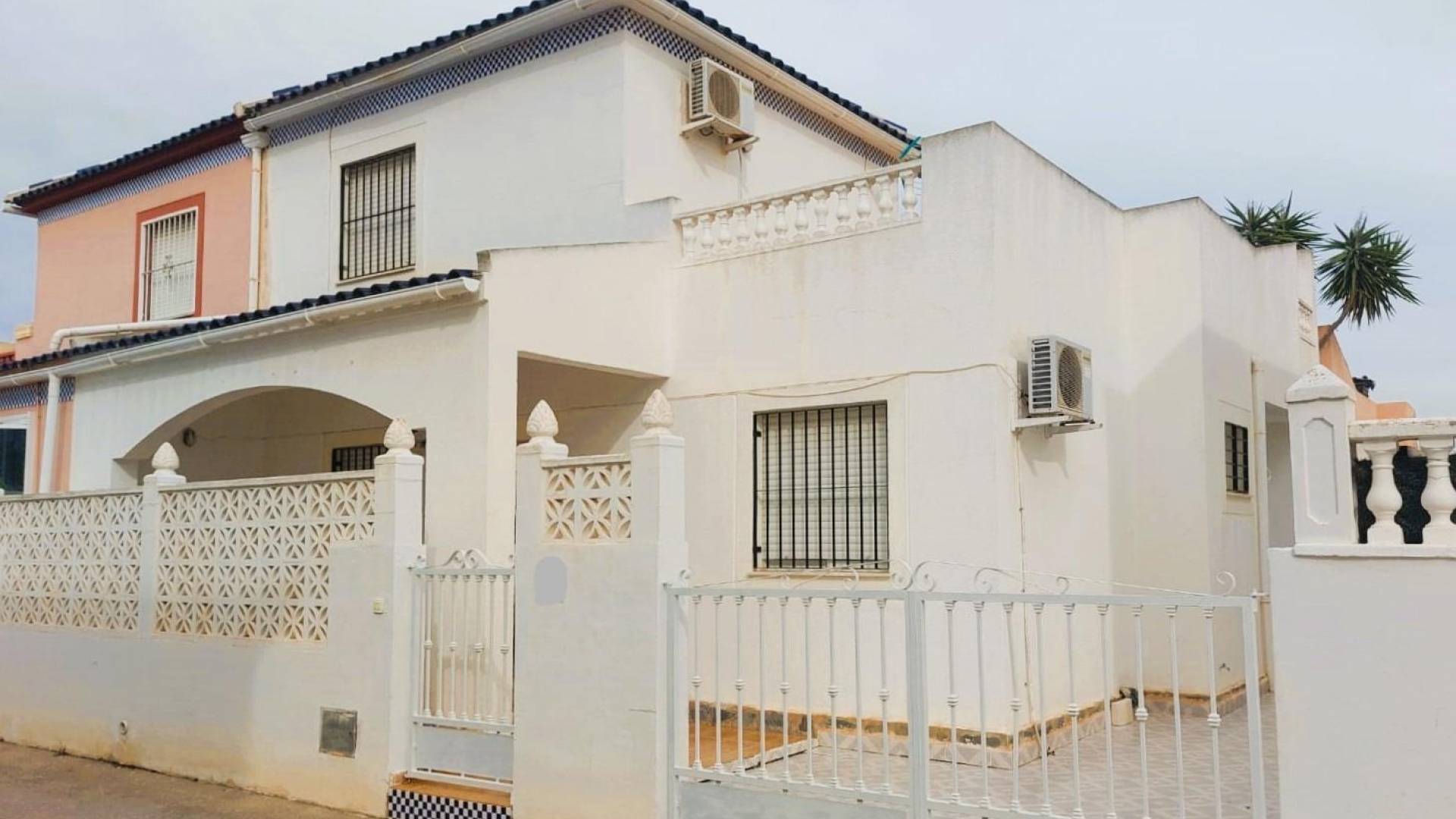 Segunda Mano - Villa independiente - Torrevieja - Los altos