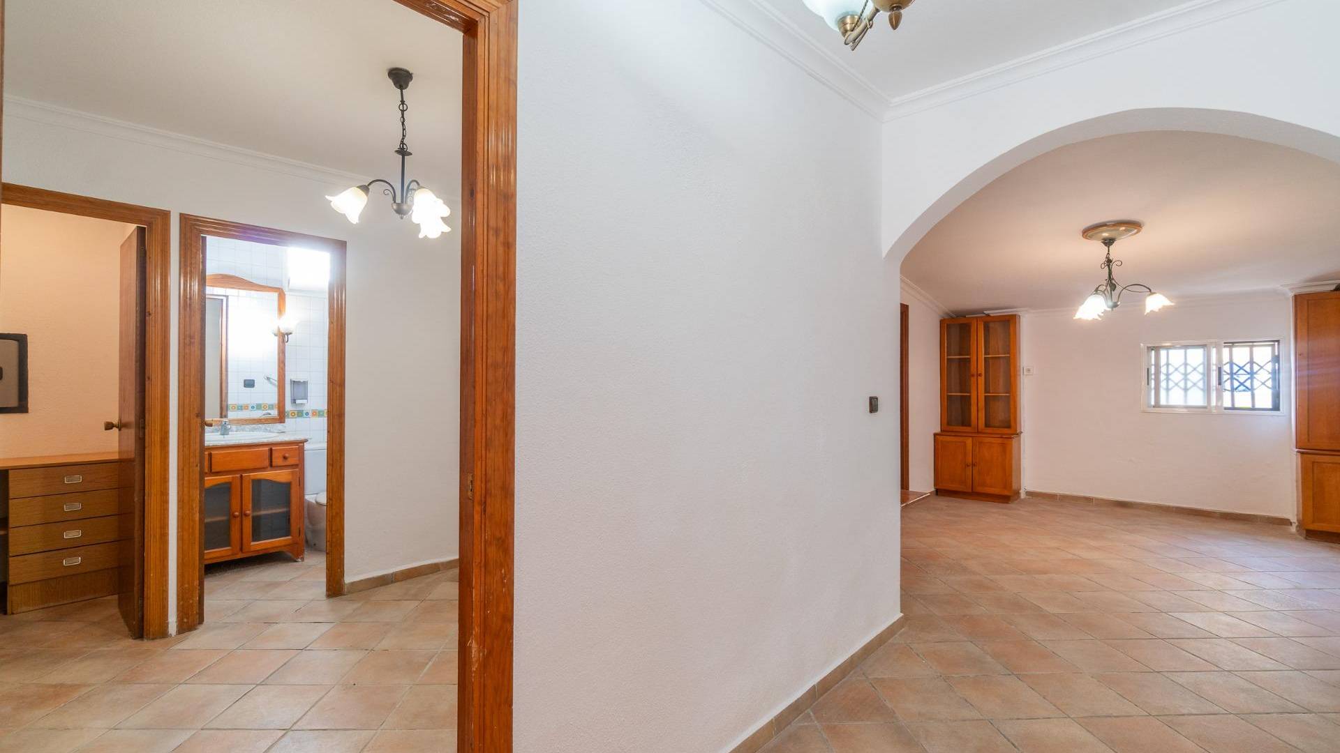 Segunda Mano - Villa independiente - Torrevieja - Los altos