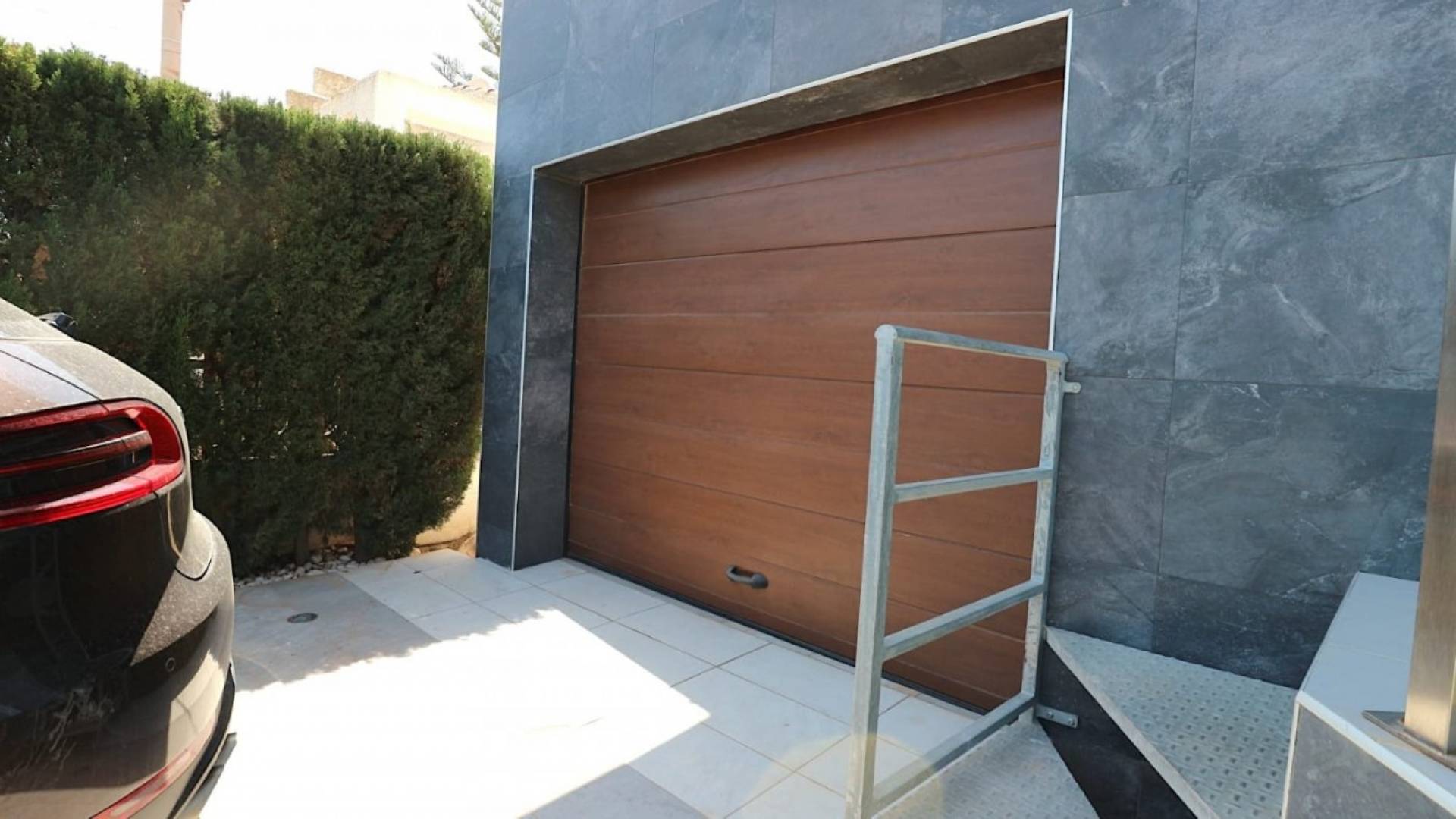 Segunda Mano - Villa independiente - Torrevieja - Los Angeles