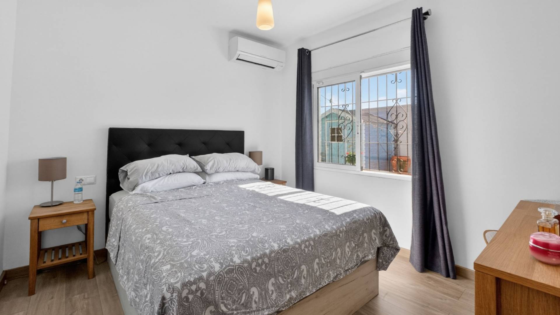 Segunda Mano - Villa independiente - Torrevieja - Los Angeles