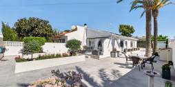 Segunda Mano - Villa independiente - Torrevieja - Los Angeles
