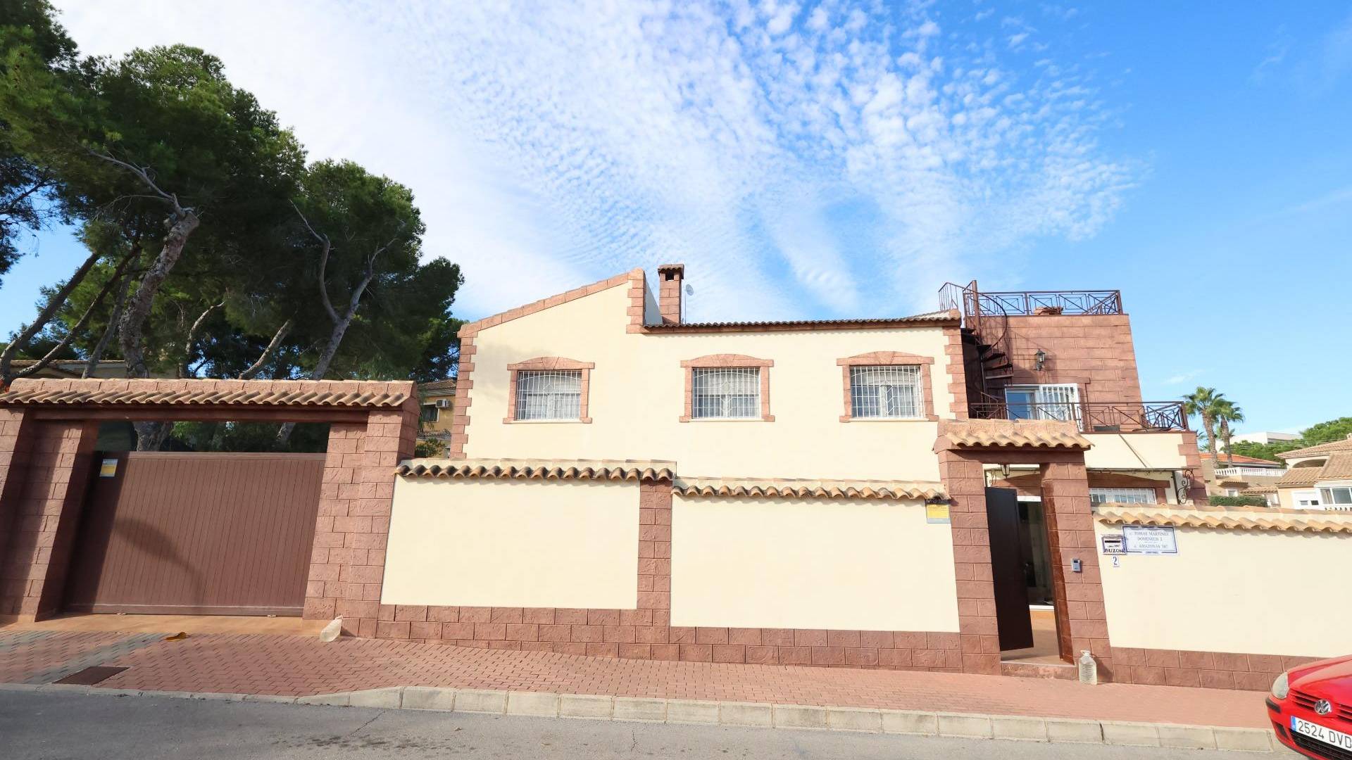 Segunda Mano - Villa independiente - Torrevieja - Los Balcones - Los Altos del Edén