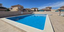 Segunda Mano - Villa independiente - Torrevieja - Los Balcones - Los Altos del Edén