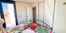 Segunda Mano - Villa independiente - Torrevieja - Los Balcones