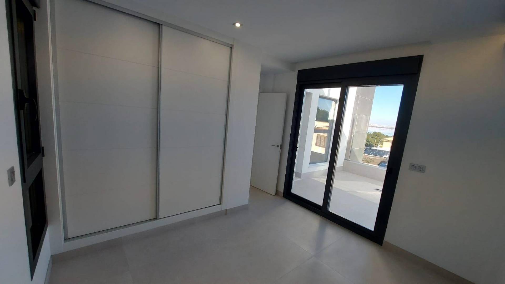 Segunda Mano - Villa independiente - Torrevieja - Los balcones