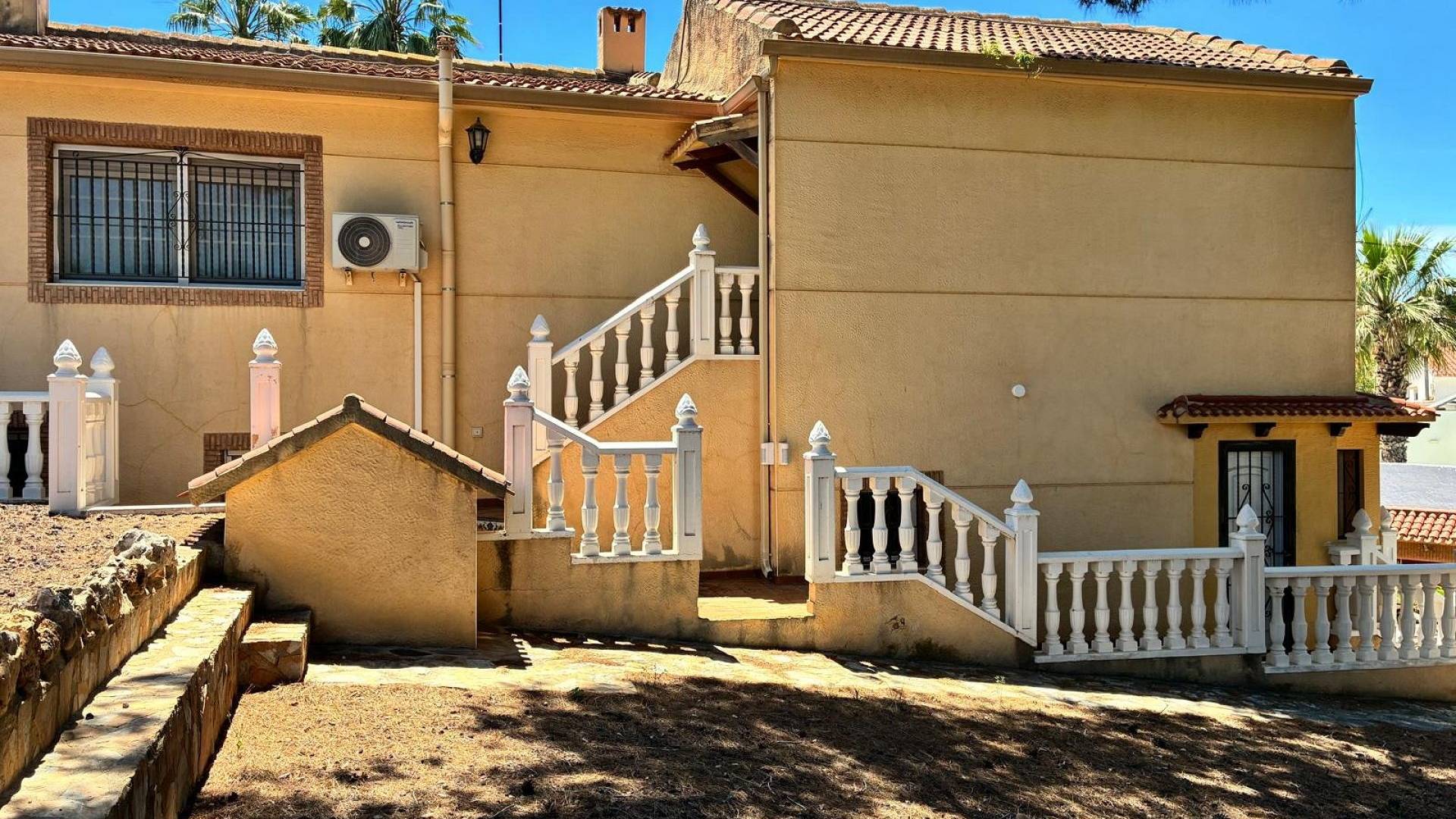 Segunda Mano - Villa independiente - Torrevieja - Los Balcones