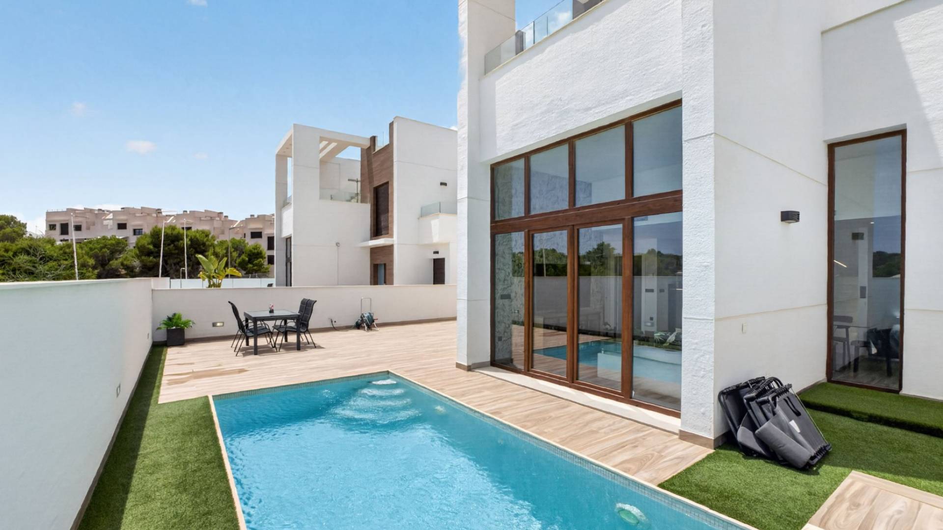 Segunda Mano - Villa independiente - Torrevieja - Los balcones