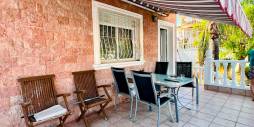 Segunda Mano - Villa independiente - Torrevieja - Los balcones