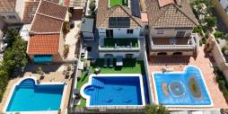 Segunda Mano - Villa independiente - Torrevieja - Los balcones
