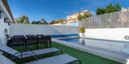 Segunda Mano - Villa independiente - Torrevieja - Los balcones