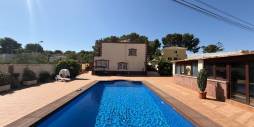 Segunda Mano - Villa independiente - Torrevieja - Los balcones
