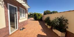 Segunda Mano - Villa independiente - Torrevieja - Los balcones