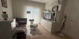 Segunda Mano - Villa independiente - Torrevieja - Los balcones