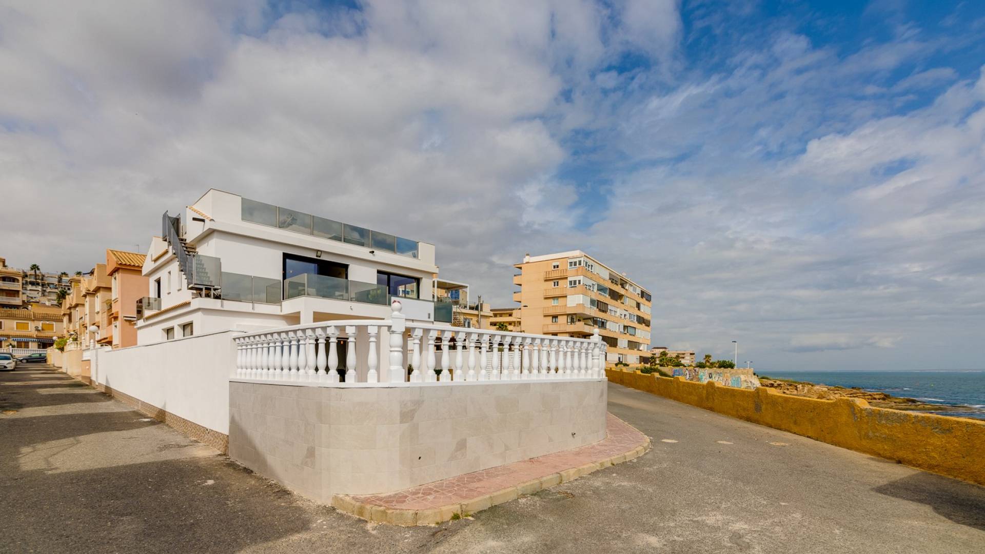 Segunda Mano - Villa independiente - Torrevieja - Torrelamata - La Mata