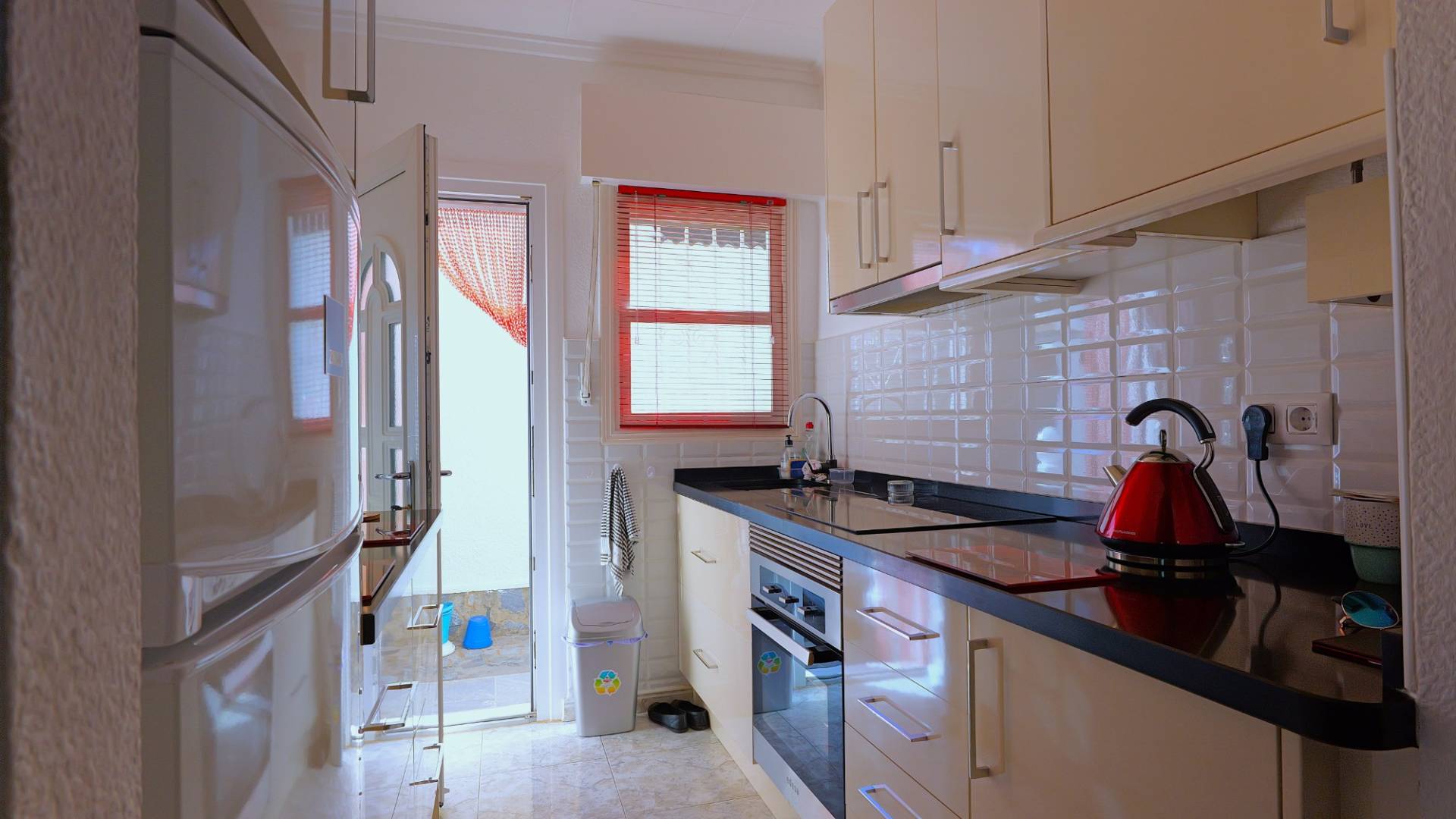 Segunda Mano - Villa independiente - Torrevieja - Urbanización San Luis