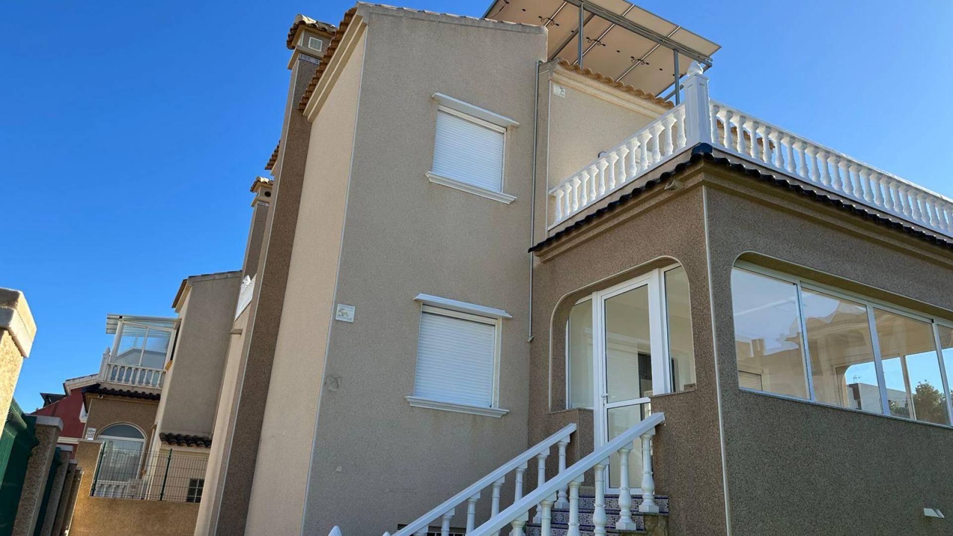Segunda Mano - Villa independiente - Torrevieja - VILLAMARTIN