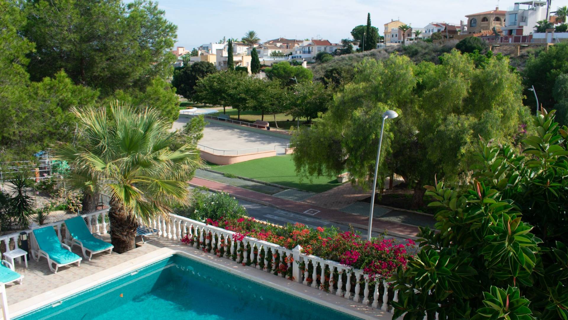 Segunda Mano - Villa independiente - Torrevieja