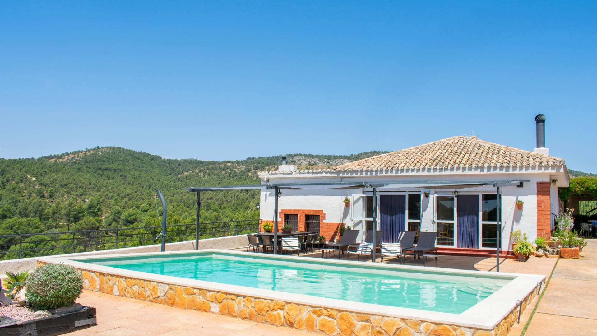 Segunda Mano - Villa - Onil