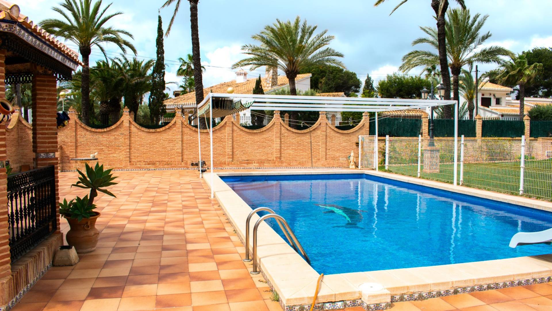 Segunda Mano - Villa - Orihuela Costa - MUY CERCA DE LA PLAYA