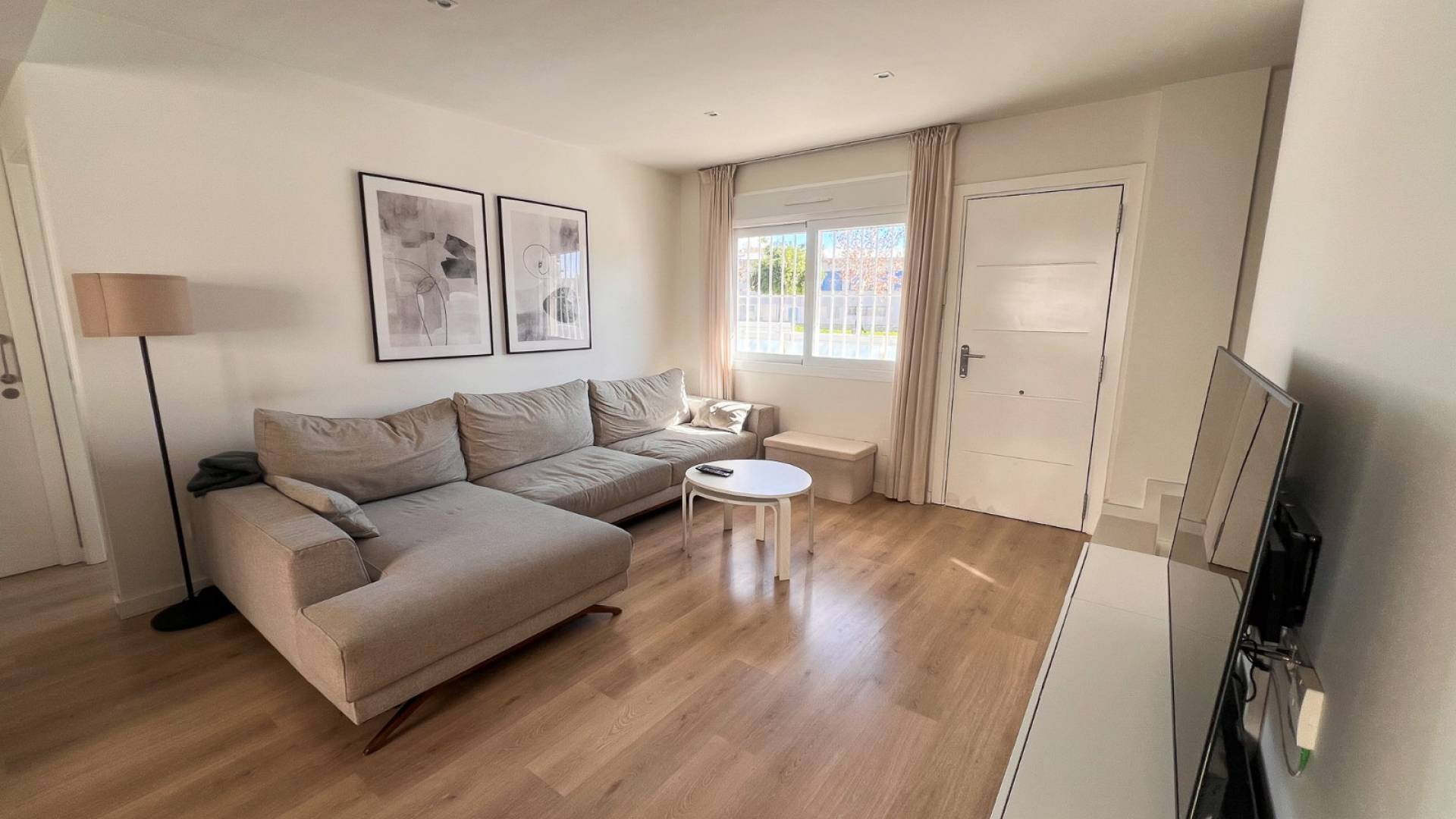 Segunda Mano - Villa semi pareada - Torrevieja