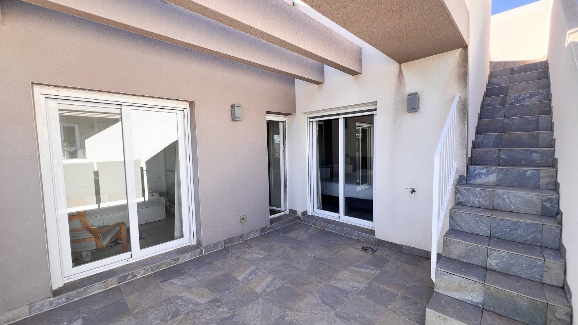 Segunda Mano - Villa semi pareada - Torrevieja