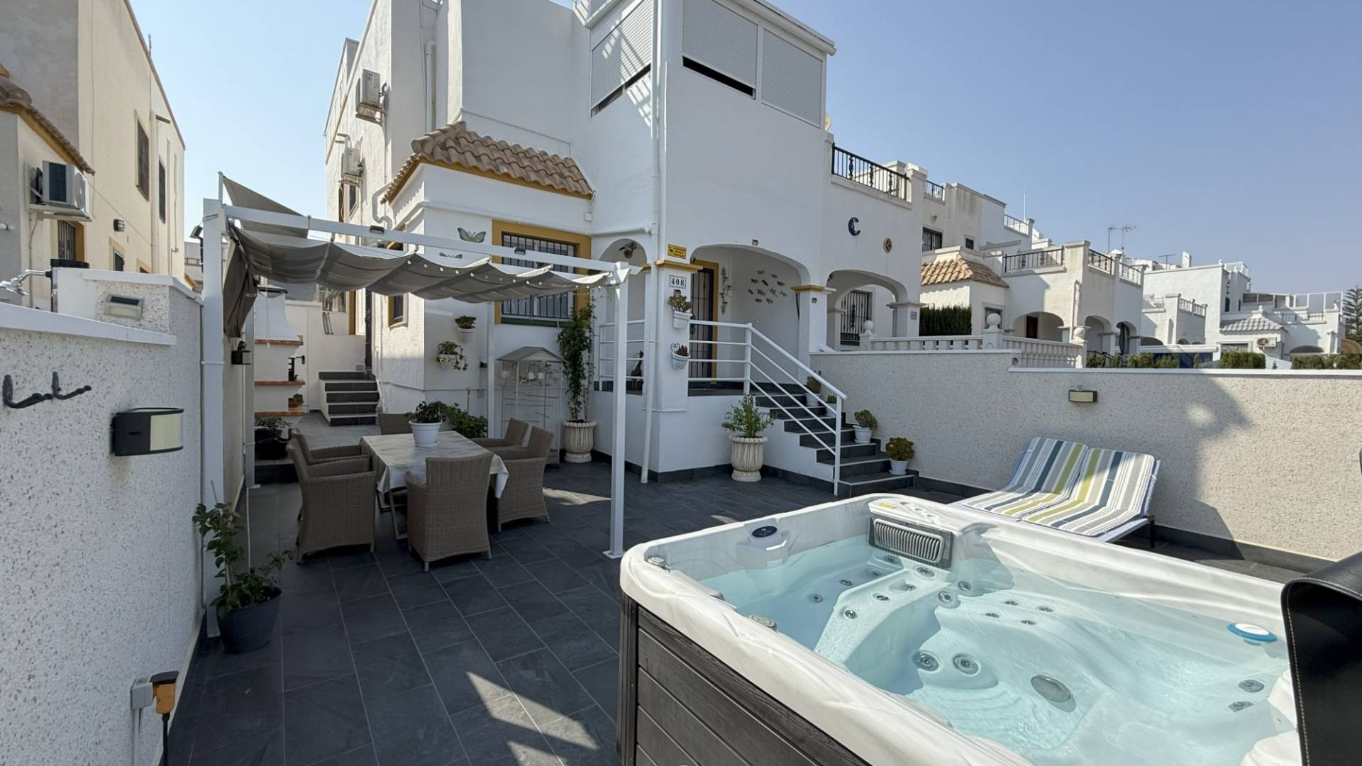 Segunda Mano - Villa / Semi separado - Orihuela Costa - La Zenia