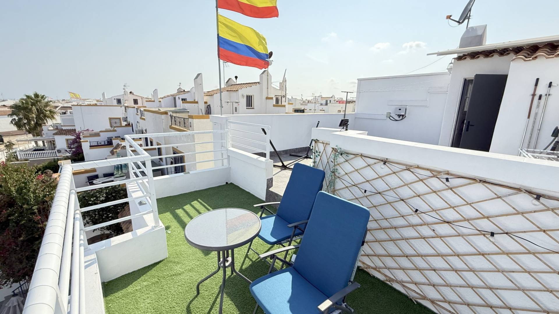 Segunda Mano - Villa / Semi separado - Orihuela Costa - La Zenia