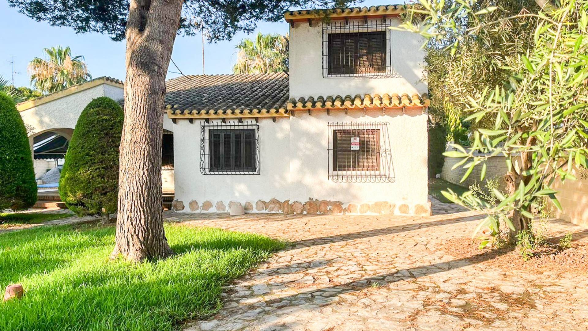 Segunda Mano - Villa / Semi separado - Orihuela Costa - Punta Prima