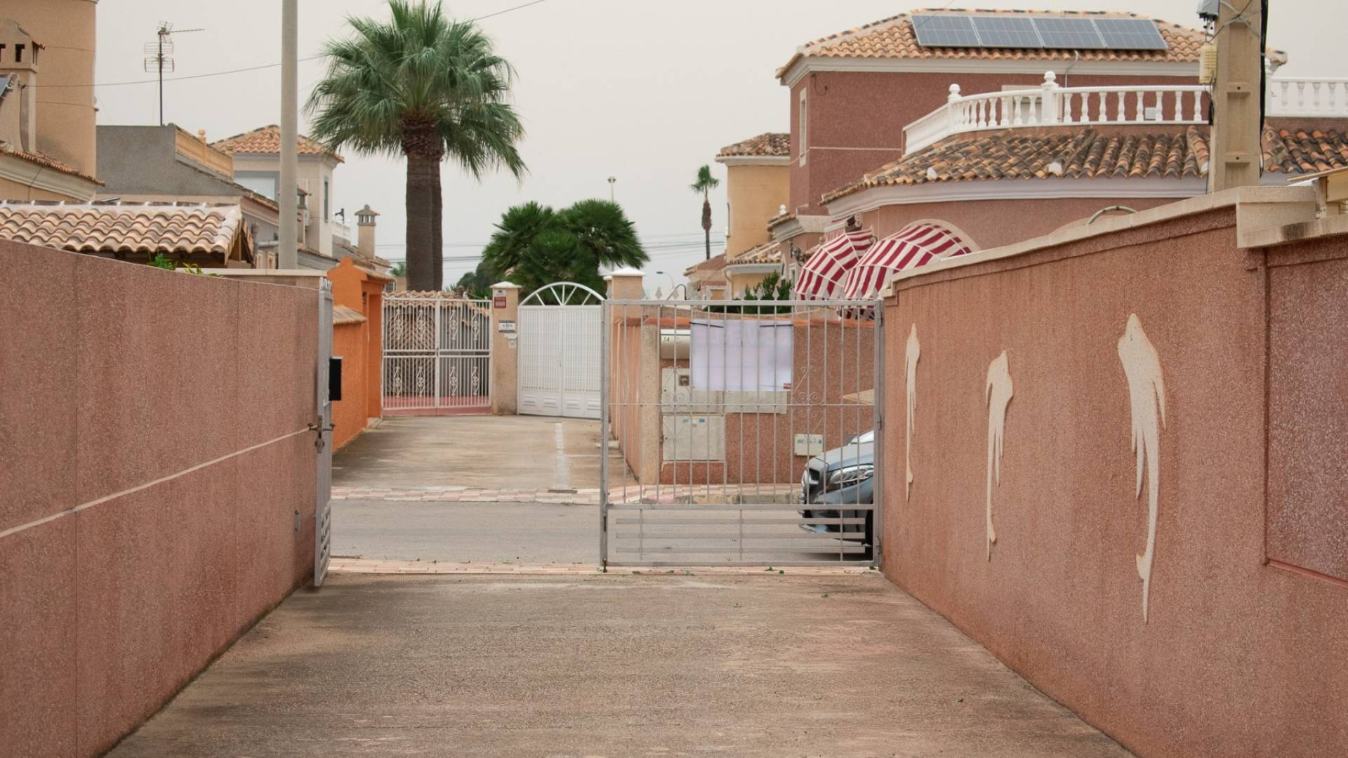 Segunda Mano - Villa - Torrevieja
