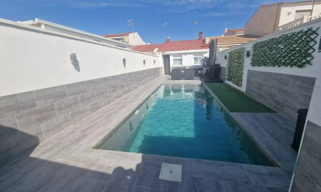 Townhouse - Gebraucht - Torrevieja - Torreta