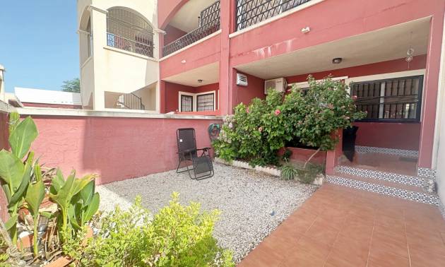 Townhouse - Gebraucht - Torrevieja - Torrevieja