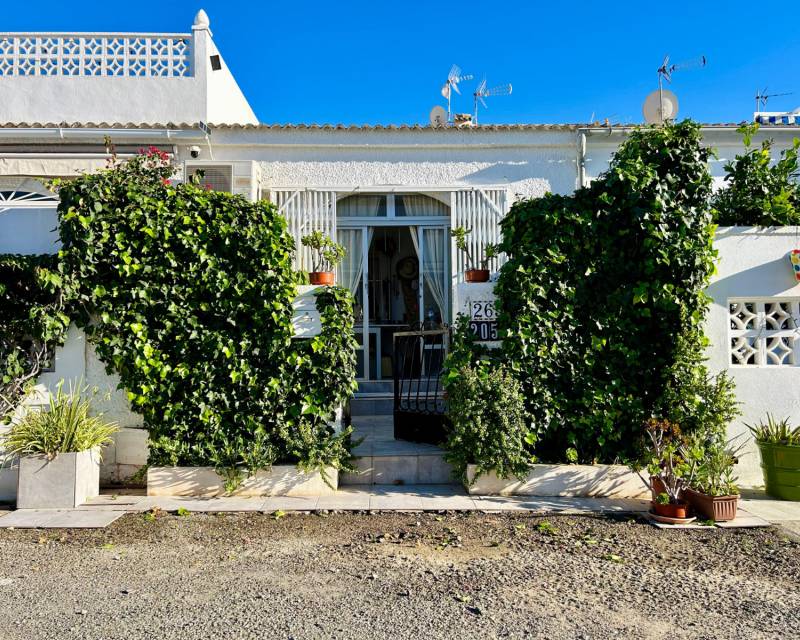 Townhouse · Tweedehands · Torrevieja · Urbanización San Luis