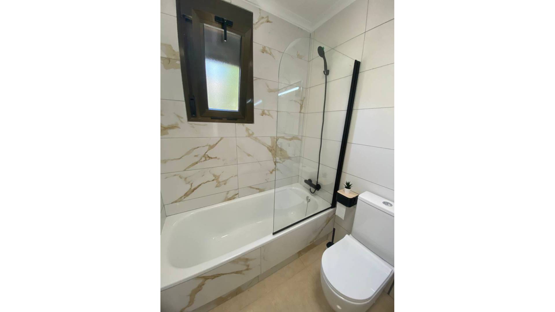 Tweedehands - Adosado - San Miguel de Salinas - 