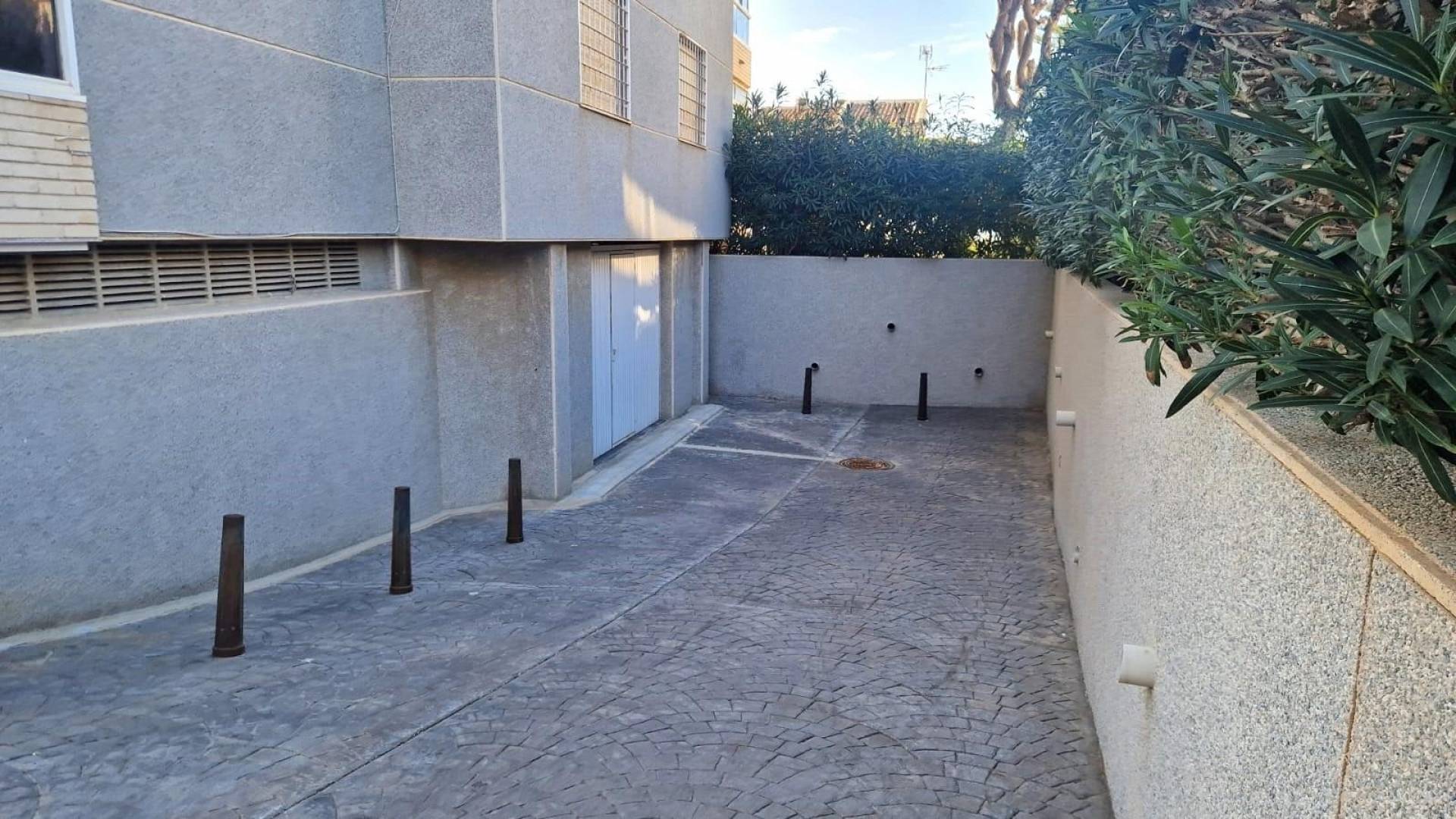 Tweedehands - Adosado - Torrevieja - Aguas Nuevas