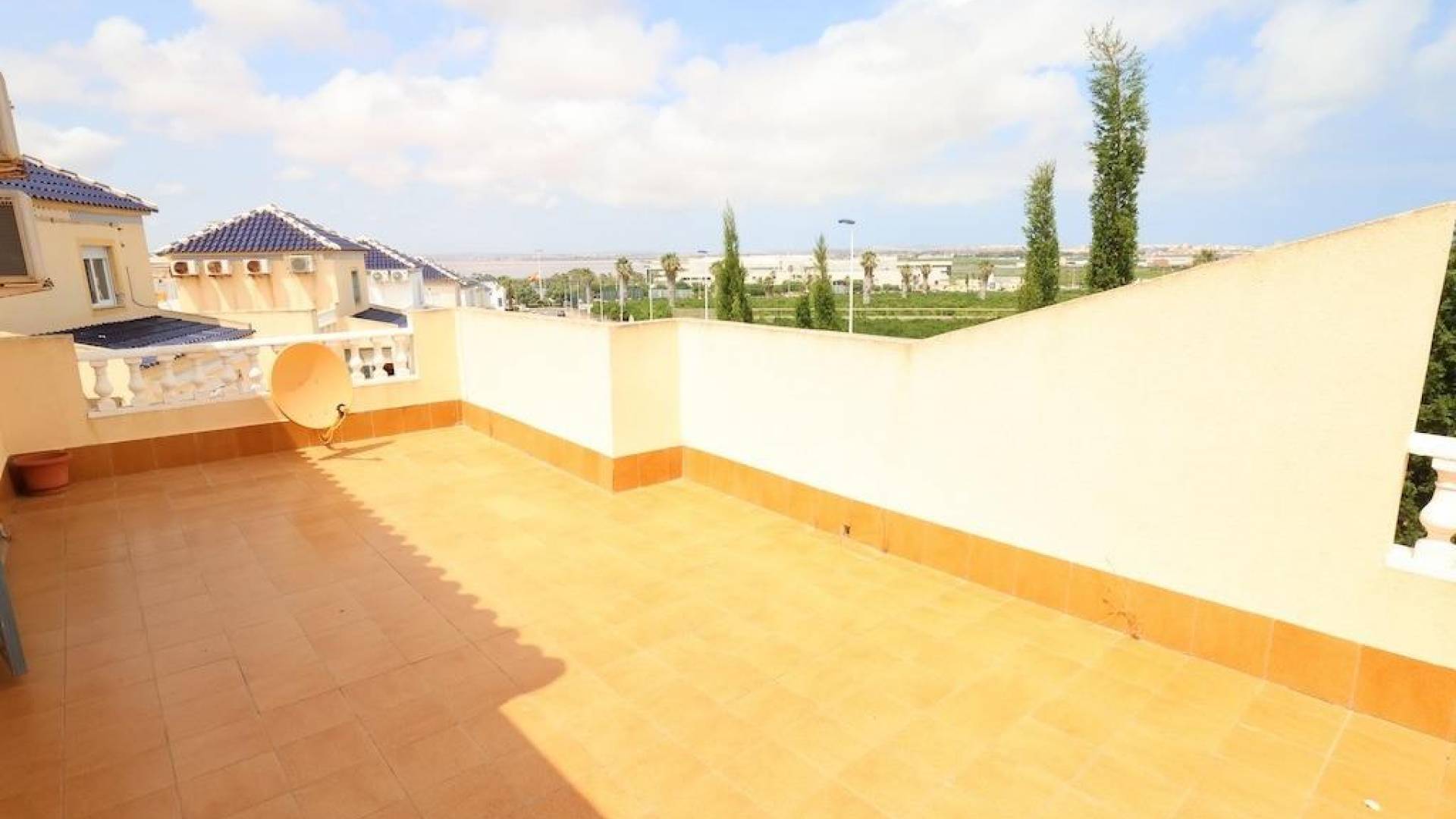 Tweedehands - Adosado - Torrevieja - Los balcones
