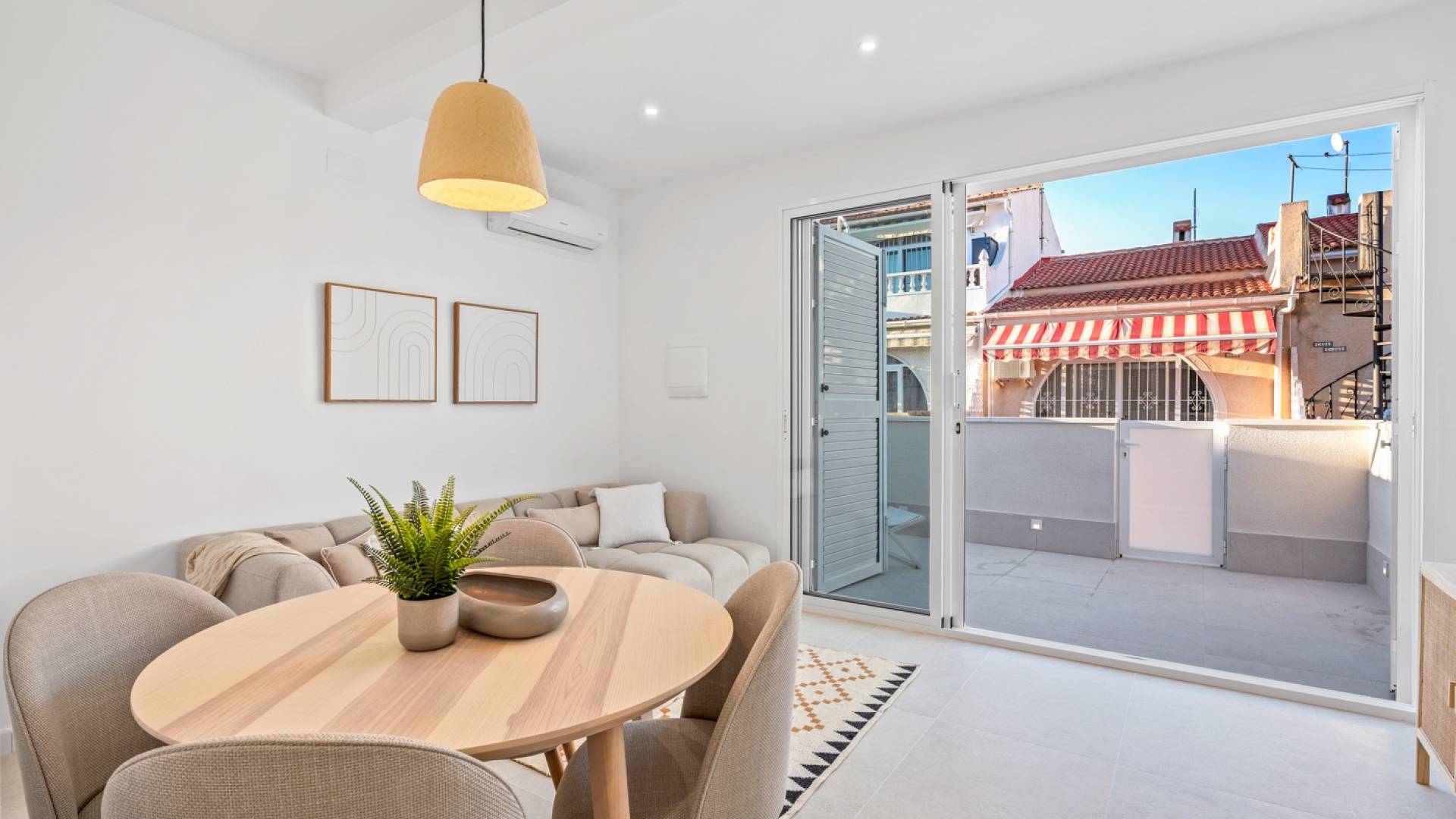 Tweedehands - Adosado - Torrevieja - 